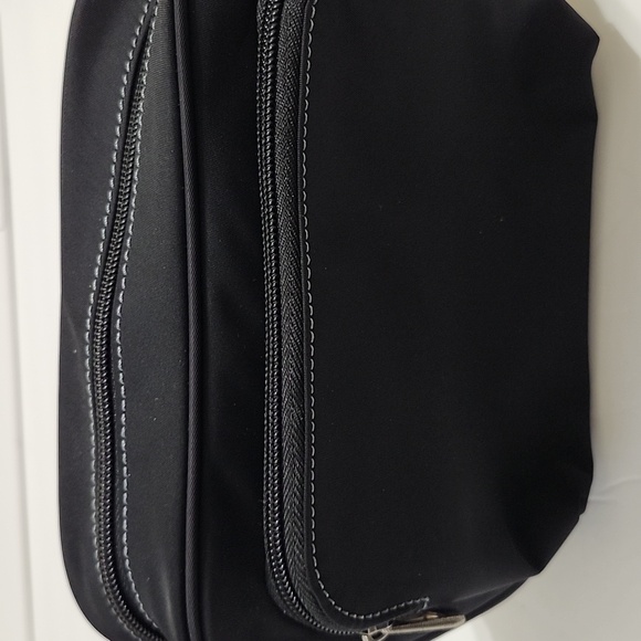 EUC Sakroots WESTWOOD Crossbody - Picture 4 of 8